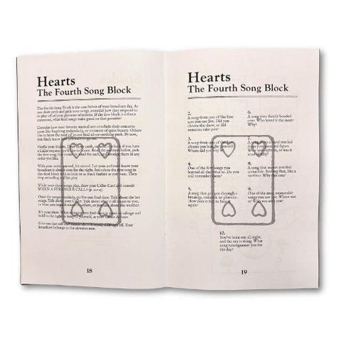 VOID 1680 AM - Tabletop Bookshelf