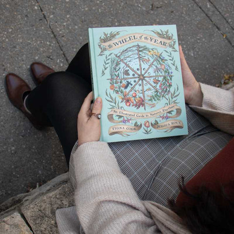 The Wheel of the Year: An Illustrated Guide to Nature’s Seasons and Celebrations