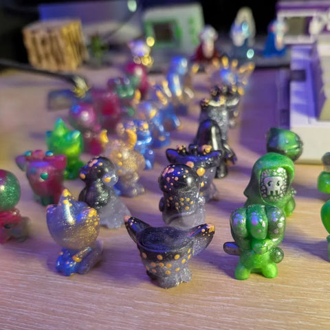 Psychadelic Resin Minis